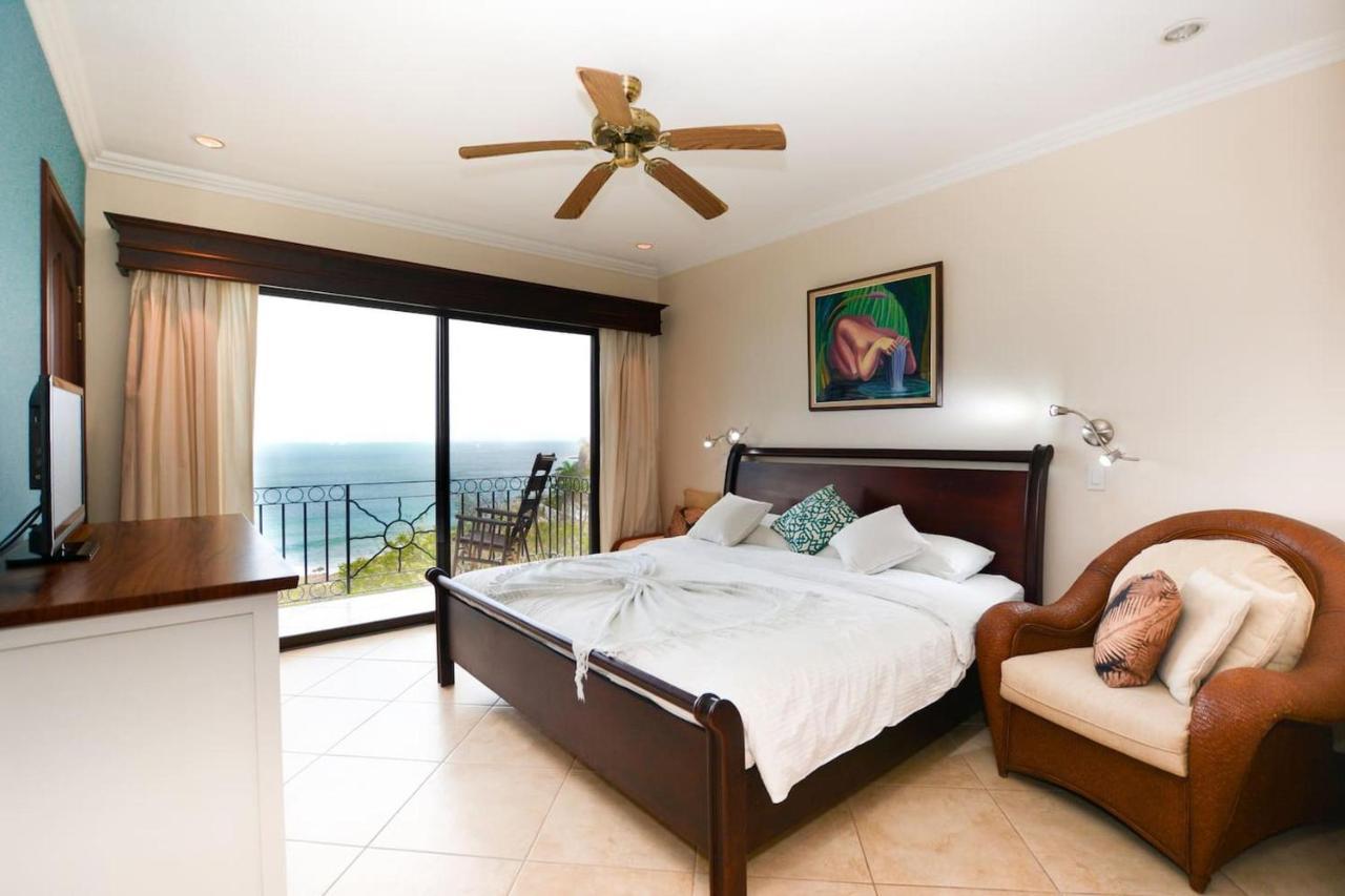 Exquisitely Decorated 5Th-Floor Aerie With Views Of Two Bays In Flamingo Villa Плая Фламинго Екстериор снимка