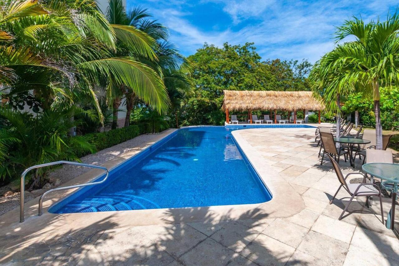 Exquisitely Decorated 5Th-Floor Aerie With Views Of Two Bays In Flamingo Villa Плая Фламинго Екстериор снимка